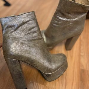 champagne platform boots